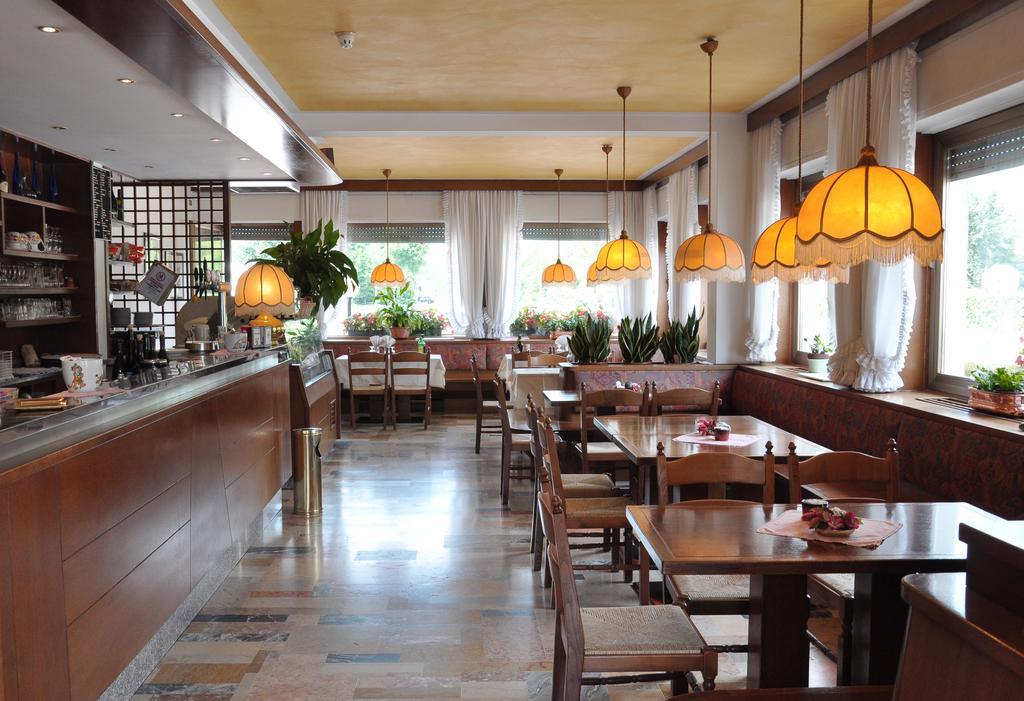 Albergo Ristorante Cima I Pra' Ponte nellʼAlpi Zewnętrze zdjęcie